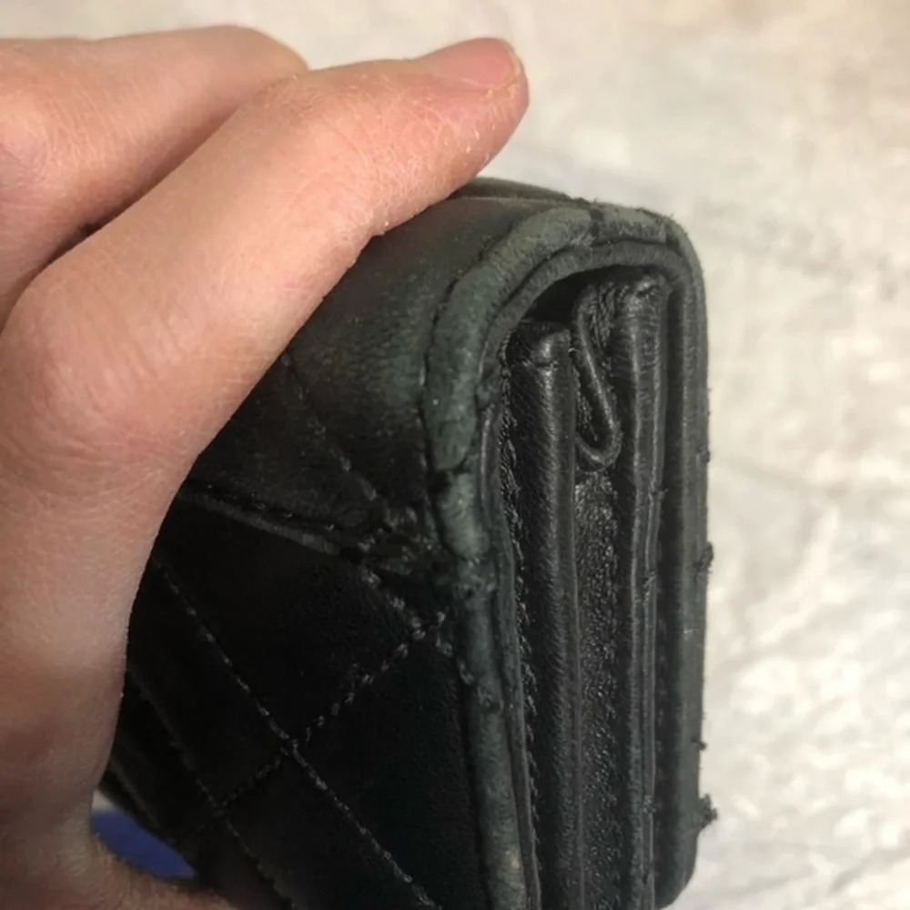 Michael kors black quilted wallet